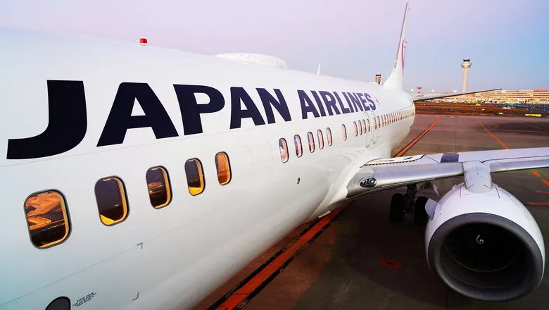 Best Airlines to Travel to Japan: Japan Airlines (JAL)