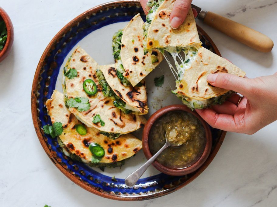 Airline Food Menu: Meals on Short Flights